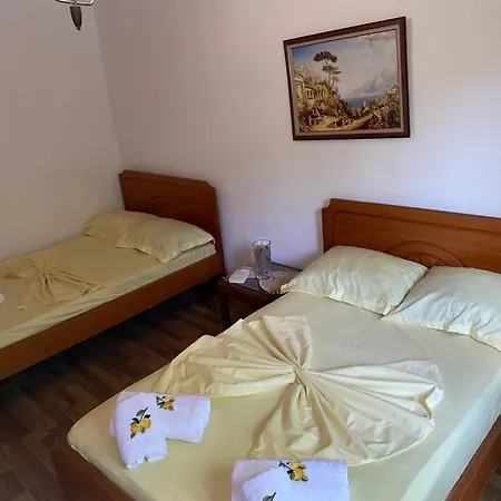 Palermo Penzion Gjirokastër